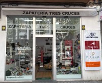 ZAPATERIA TRES CRUCES
